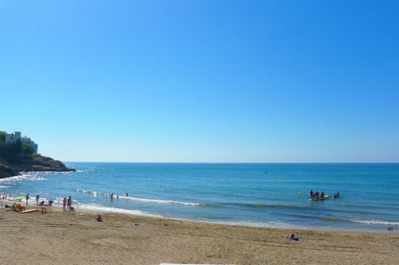 La Marina Seaview Penthouse Apartment Sitges Bagian luar foto