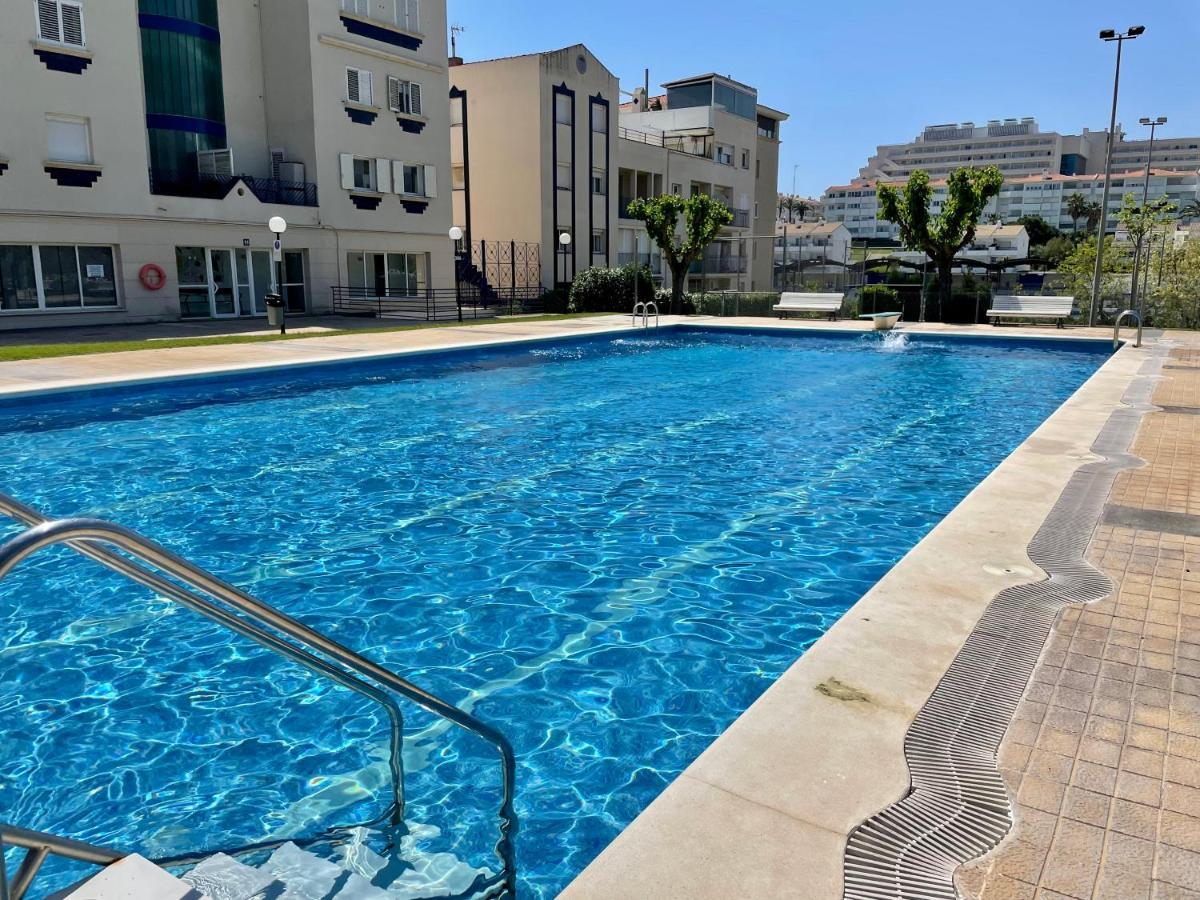 La Marina Seaview Penthouse Apartment Sitges Bagian luar foto