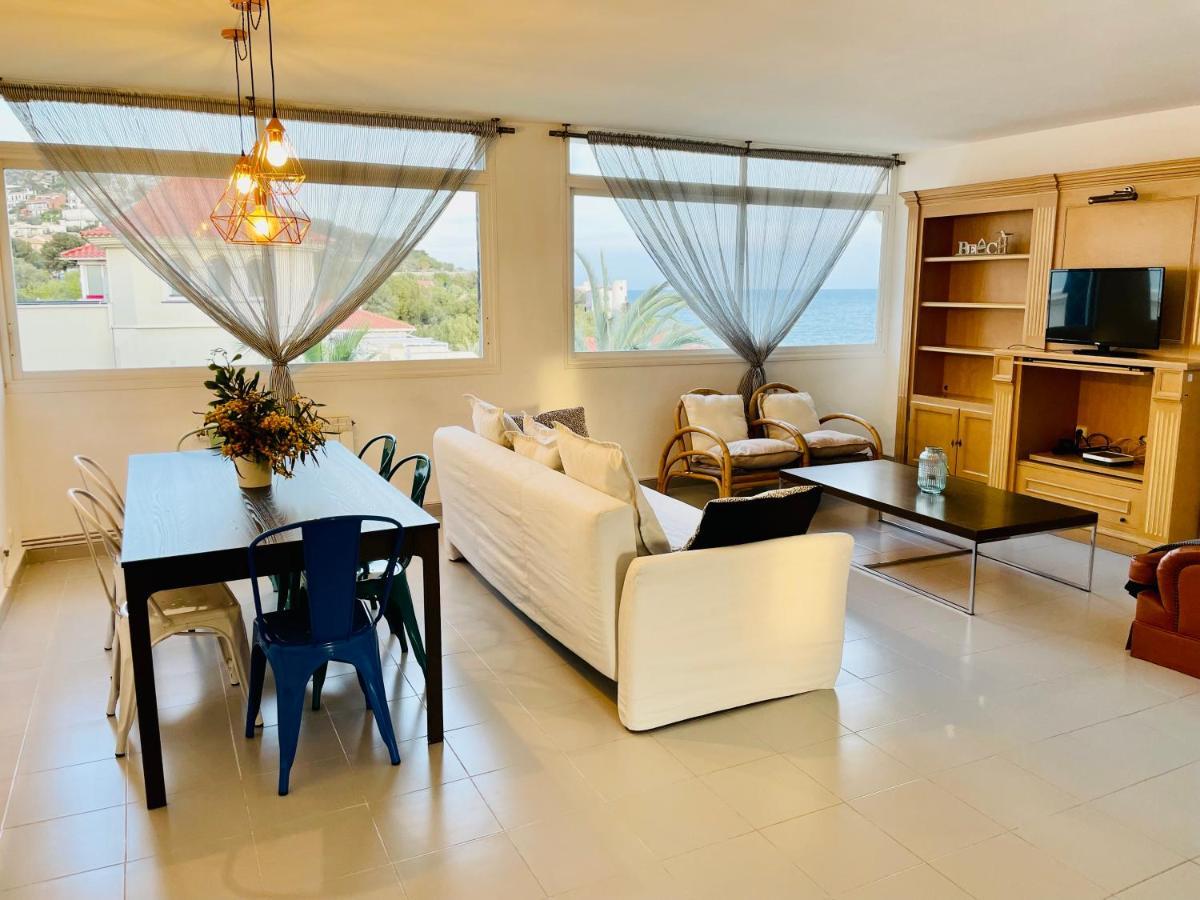 La Marina Seaview Penthouse Apartment Sitges Bagian luar foto